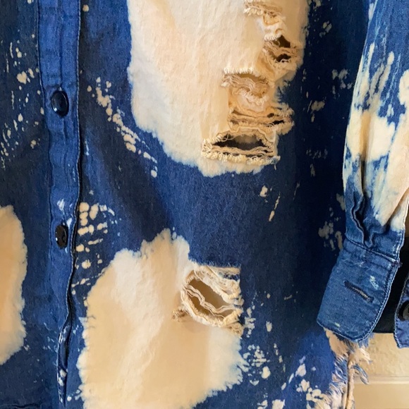 Distressed denim tunic high low top - Picture 4 of 7